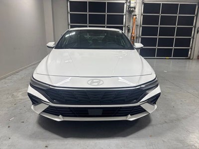 2025 Hyundai Elantra Hybrid Limited