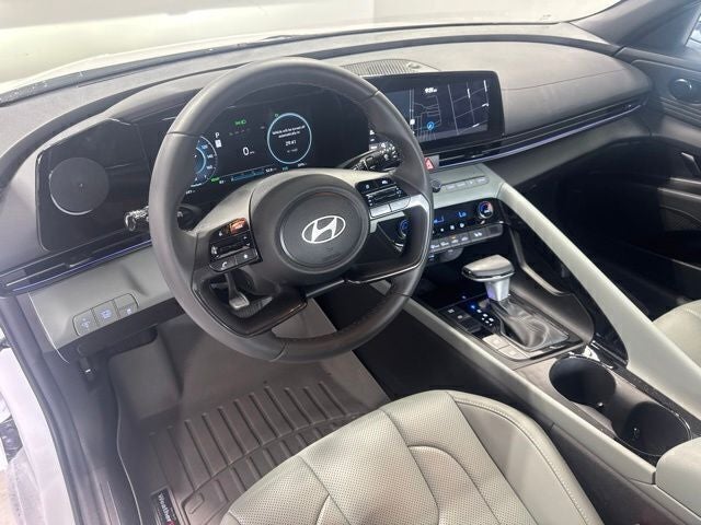 2025 Hyundai Elantra Hybrid Limited