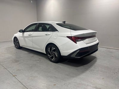 2025 Hyundai Elantra Hybrid Limited