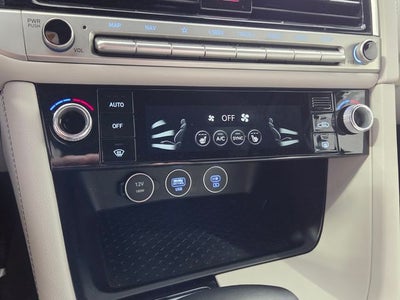 2025 Genesis G70 2.5T