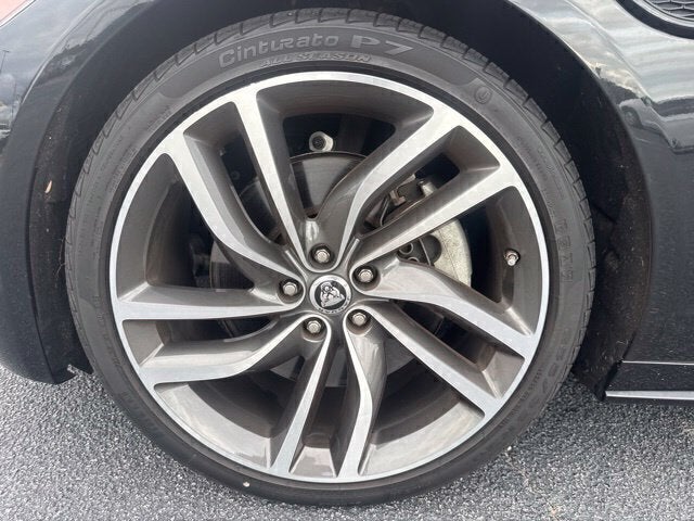 2024 Jaguar XF R-Dynamic SE