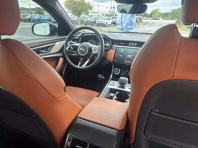2024 Jaguar XF R-Dynamic SE