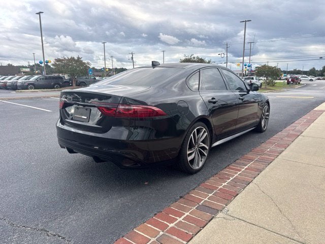 2024 Jaguar XF R-Dynamic SE