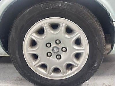 2000 Jaguar XJ8 Base