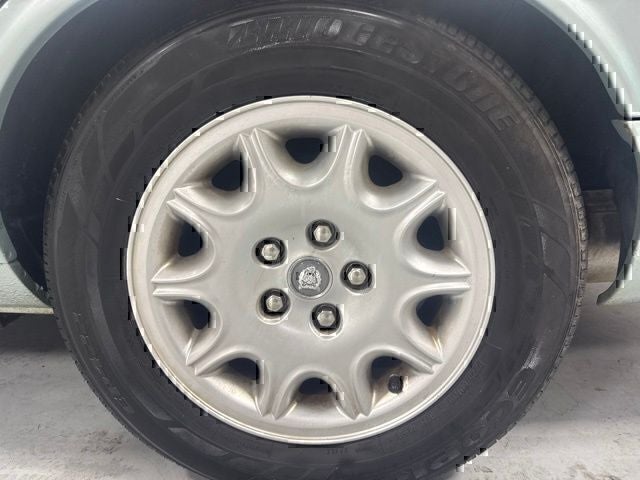 2000 Jaguar XJ8 Base