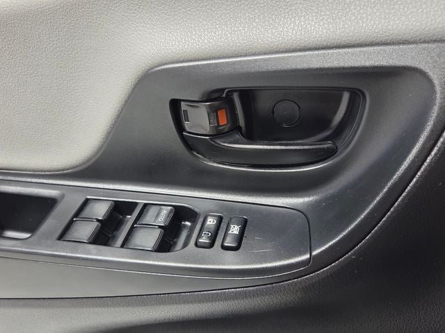 2017 Toyota Yaris LE