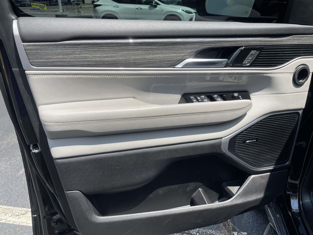 2022 Jeep Wagoneer Series II