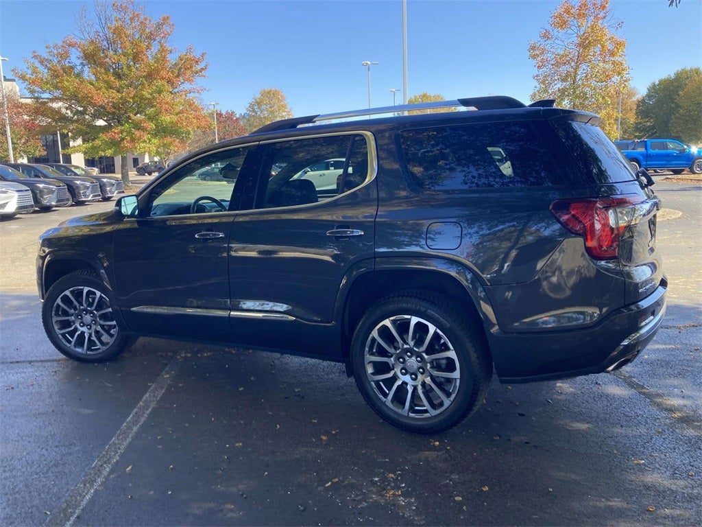 2023 GMC Acadia Denali