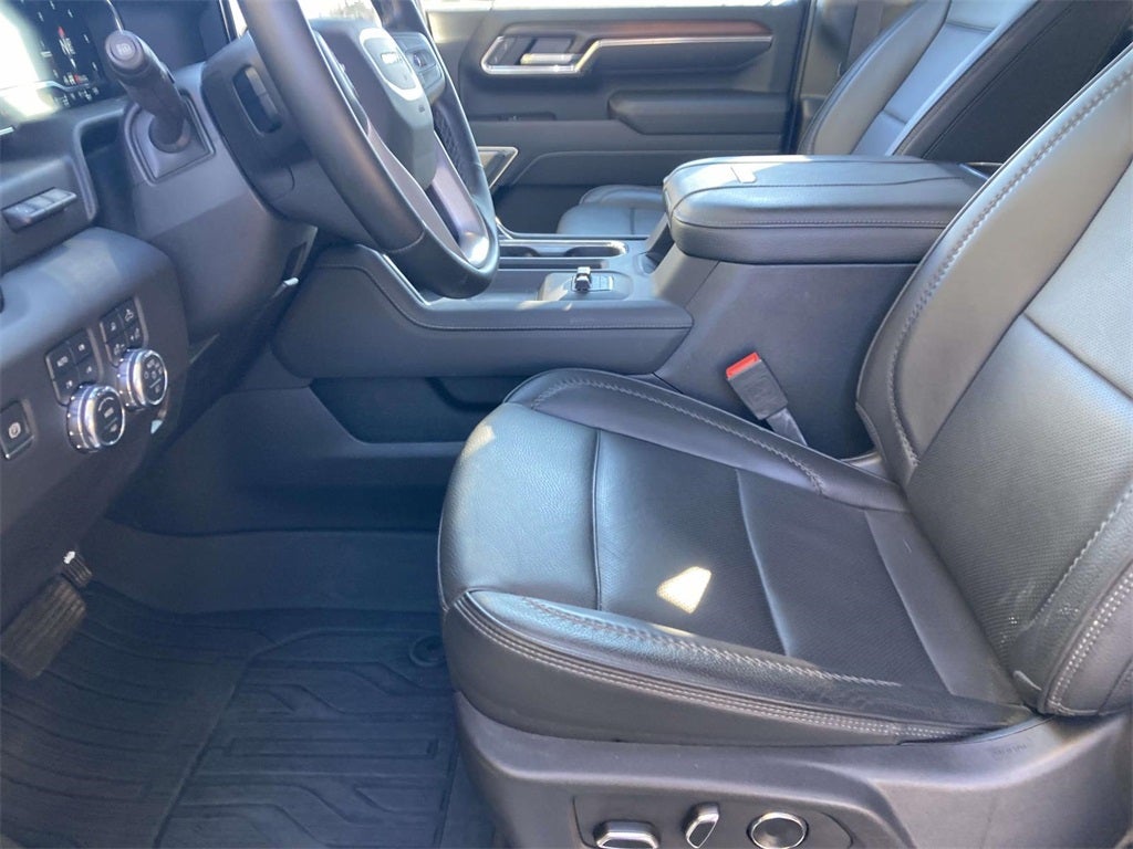 2025 GMC Sierra 2500HD Denali