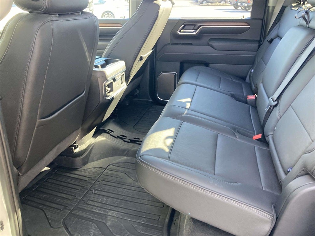 2025 GMC Sierra 2500HD Denali