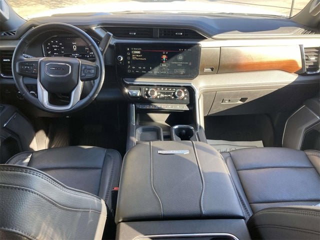 2025 GMC Sierra 2500HD Denali