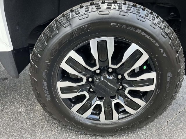 2025 GMC Sierra 2500HD Denali Ultimate