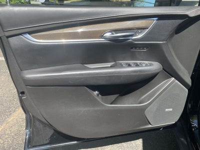 2017 Cadillac XT5 Platinum