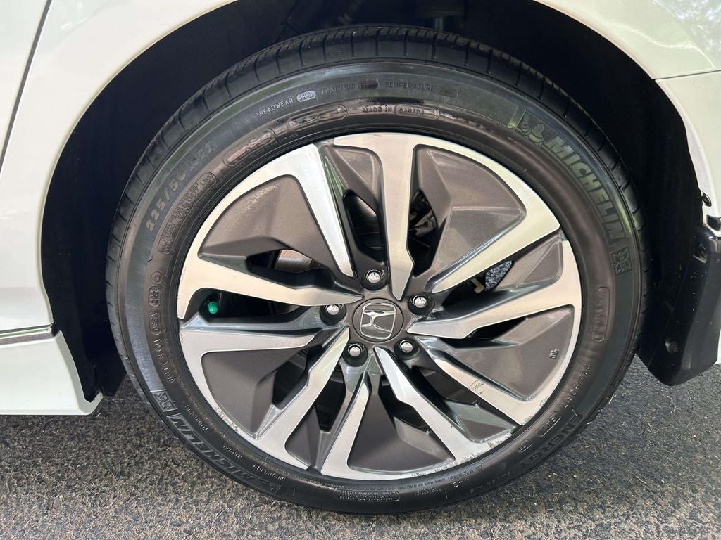 2019 Honda Accord Hybrid Touring