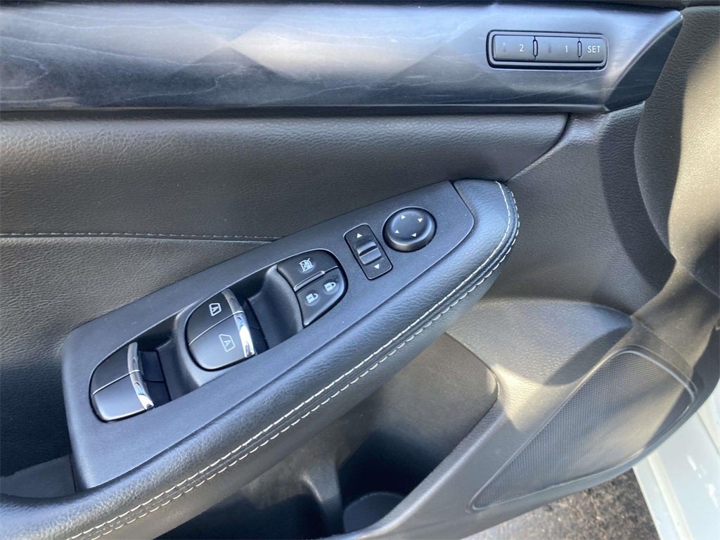 2020 Nissan Maxima Platinum