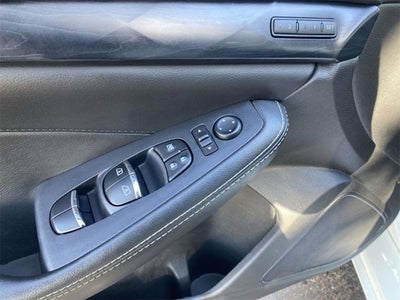 2020 Nissan Maxima Platinum