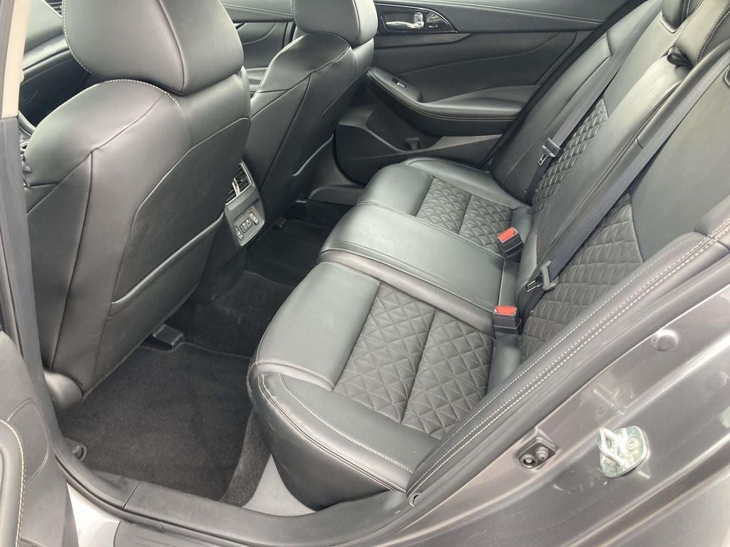 2022 Nissan Maxima Platinum