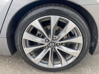 2022 Nissan Maxima Platinum