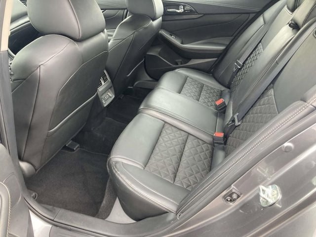 2022 Nissan Maxima Platinum