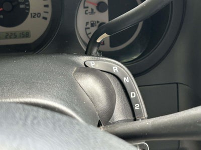 2004 Nissan Frontier XE
