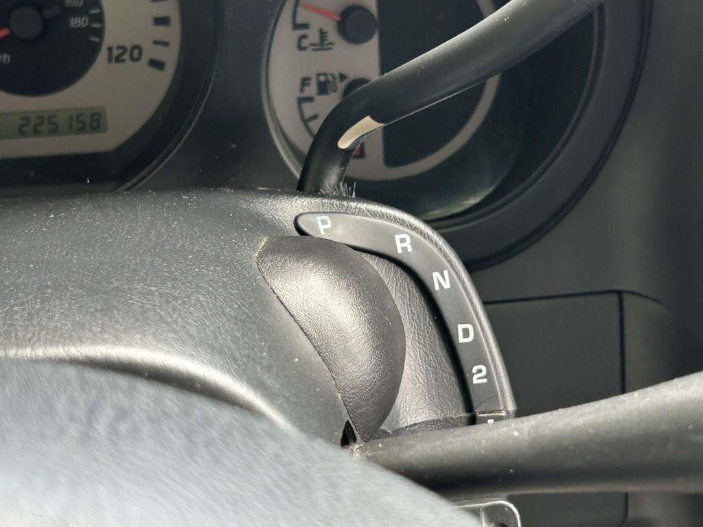 2004 Nissan Frontier XE