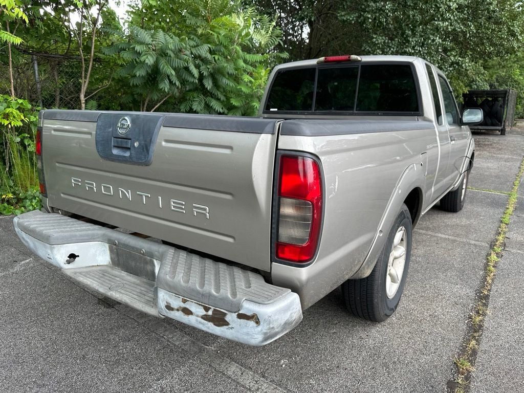 2004 Nissan Frontier XE
