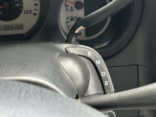 2004 Nissan Frontier XE