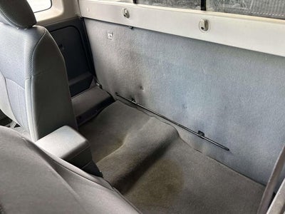 2004 Nissan Frontier XE