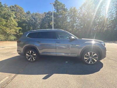 2024 Volkswagen Atlas 2.0T SEL Premium R-Line