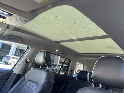 2024 Volkswagen Atlas 2.0T SEL Premium R-Line