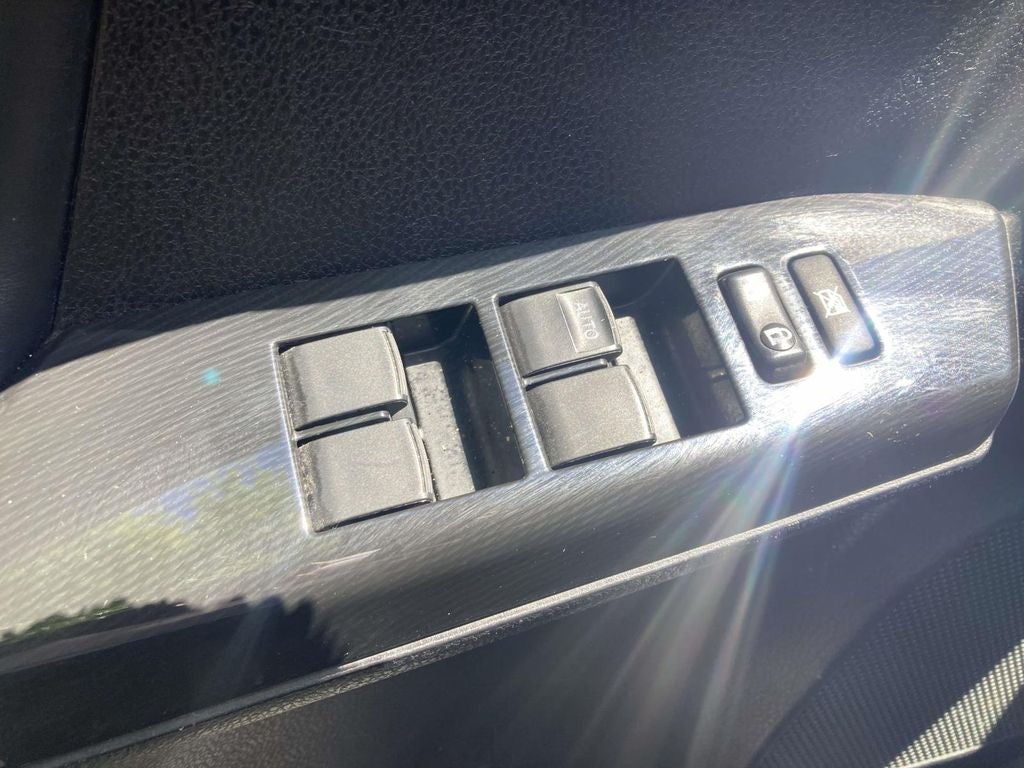 2018 Toyota RAV4 SE