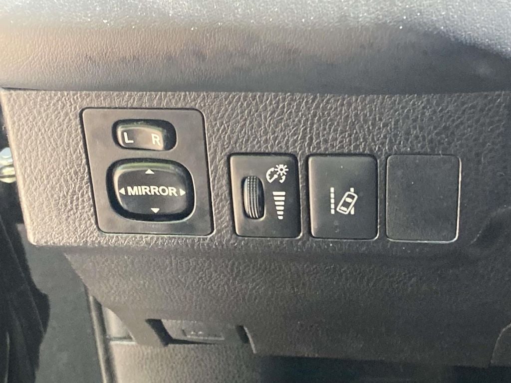 2018 Toyota RAV4 SE
