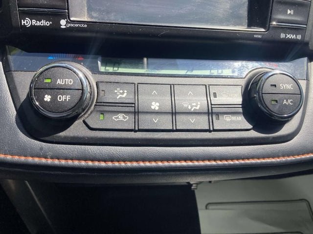 2018 Toyota RAV4 SE