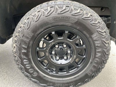 2023 GMC Sierra 1500 AT4X