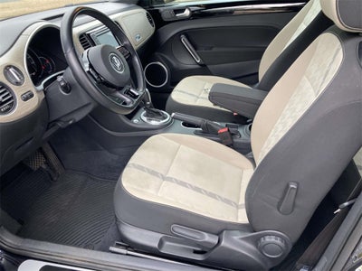 2018 Volkswagen Beetle 2.0T Coast