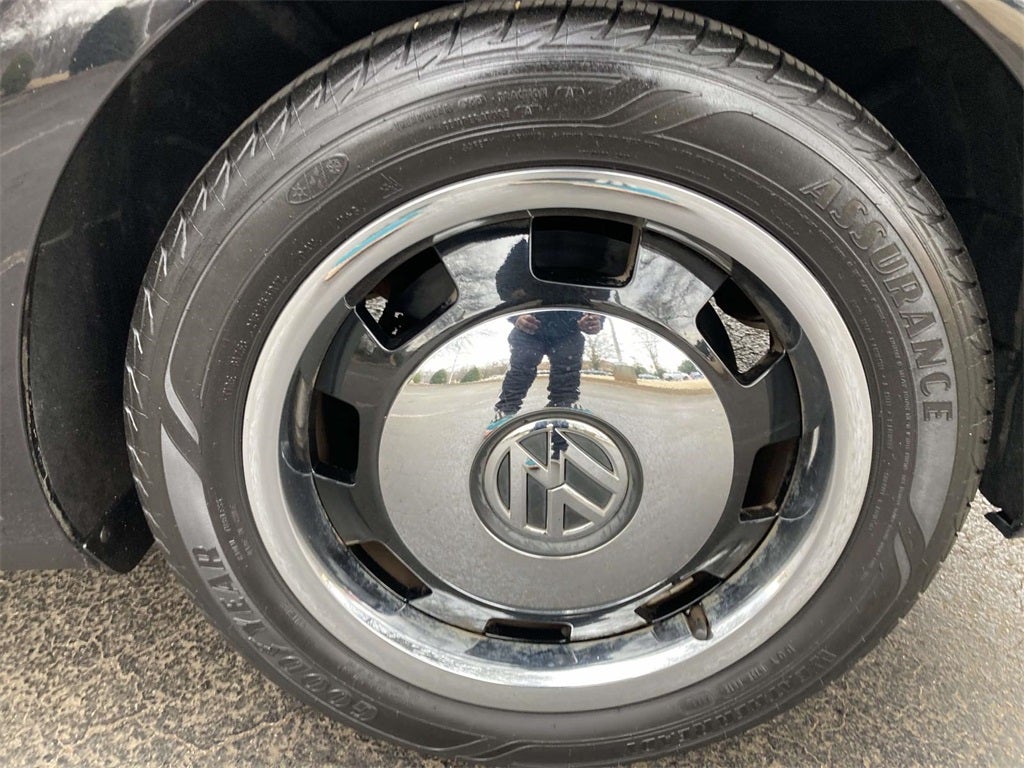 2018 Volkswagen Beetle 2.0T Coast