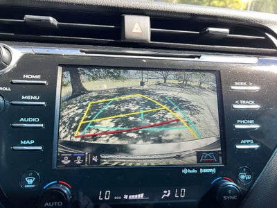 2020 Toyota Camry Hybrid SE