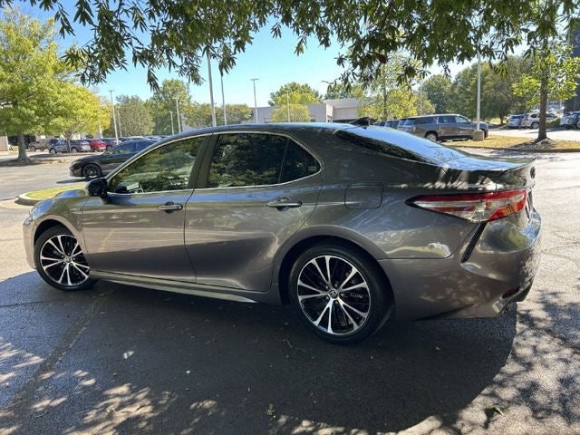 2020 Toyota Camry Hybrid SE