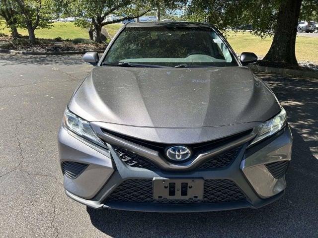 2020 Toyota Camry Hybrid SE