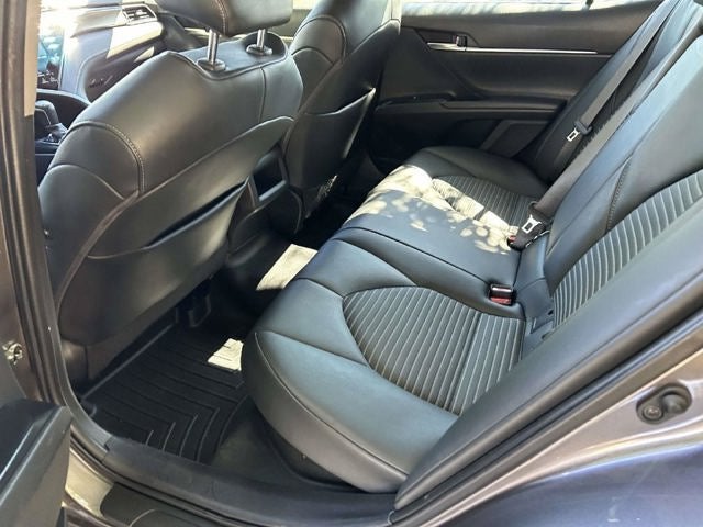 2020 Toyota Camry Hybrid SE