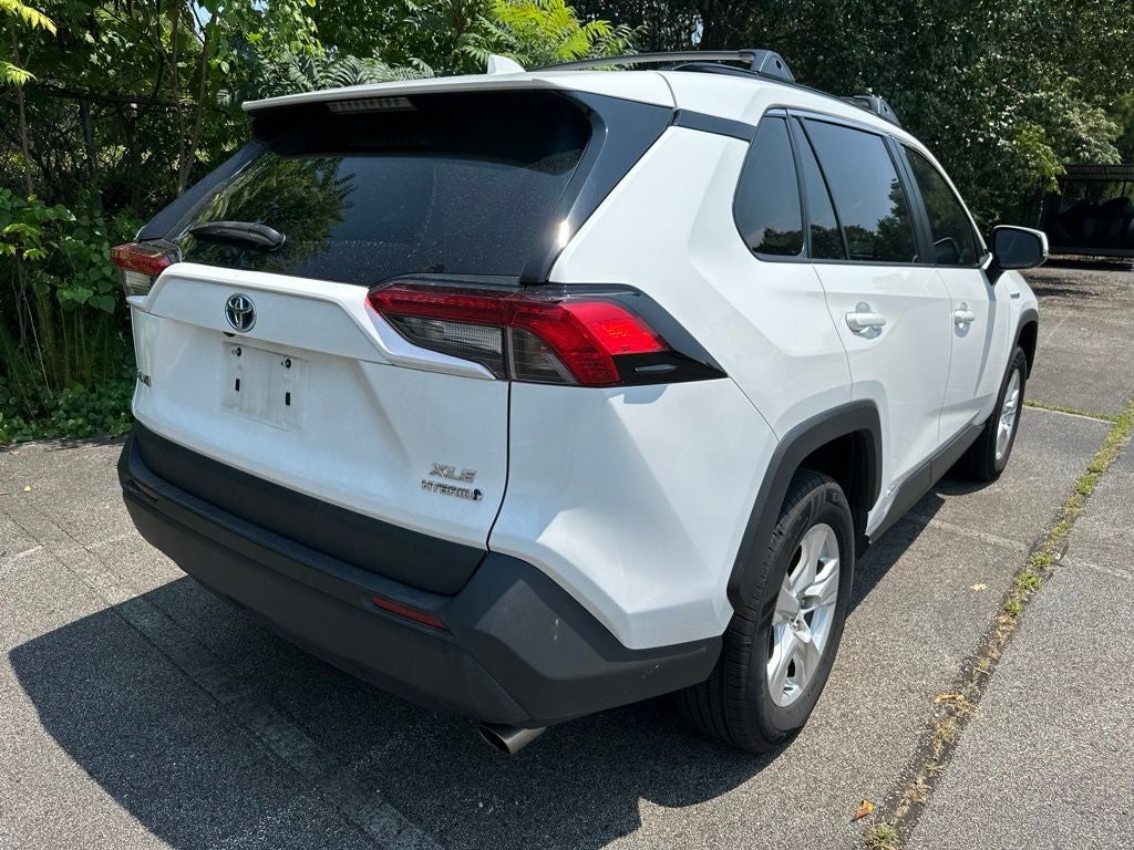 2021 Toyota RAV4 Hybrid XLE