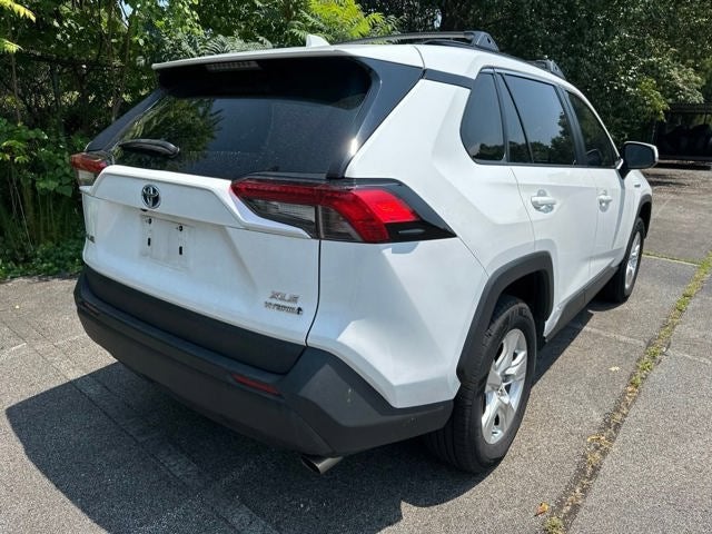 2021 Toyota RAV4 Hybrid XLE
