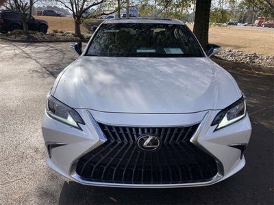 2025 Lexus ES 300h 300h