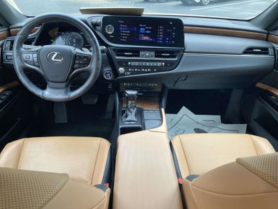 2022 Lexus ES 300h 300h