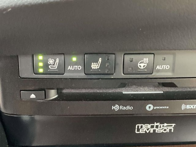 2022 Lexus ES 300h 300h