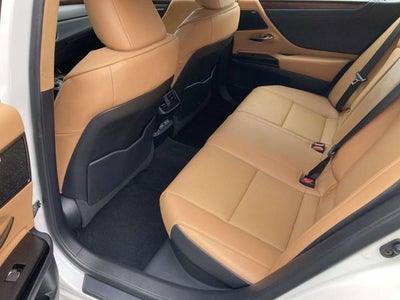 2022 Lexus ES 300h 300h