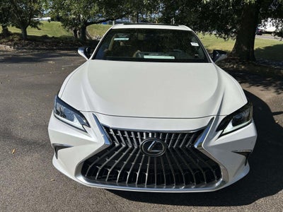 2023 Lexus ES 300h 300h