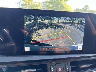 2023 Lexus ES 300h 300h