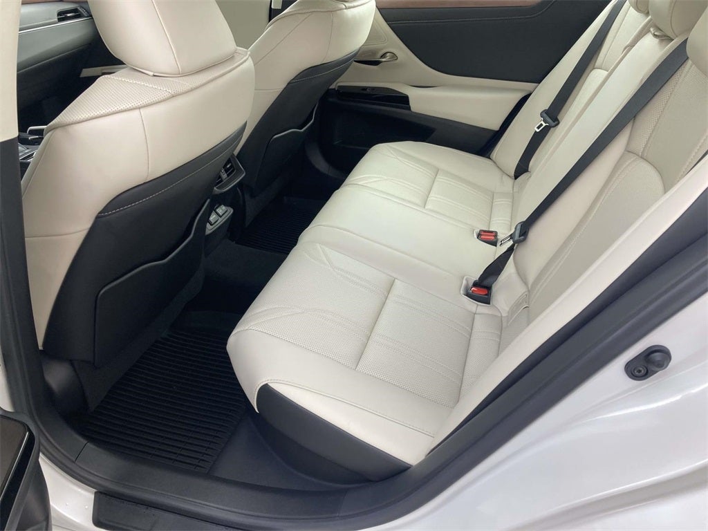 2025 Lexus ES 300h LUXURY LUXURY