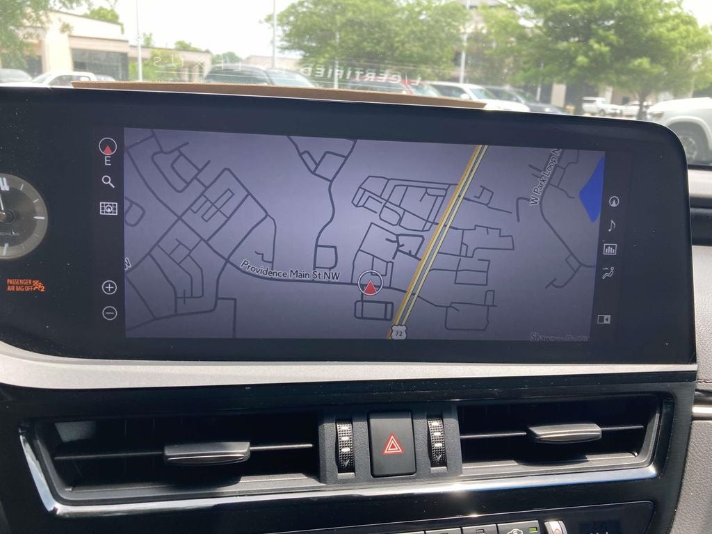 2022 Lexus ES 300h Ultra Luxury